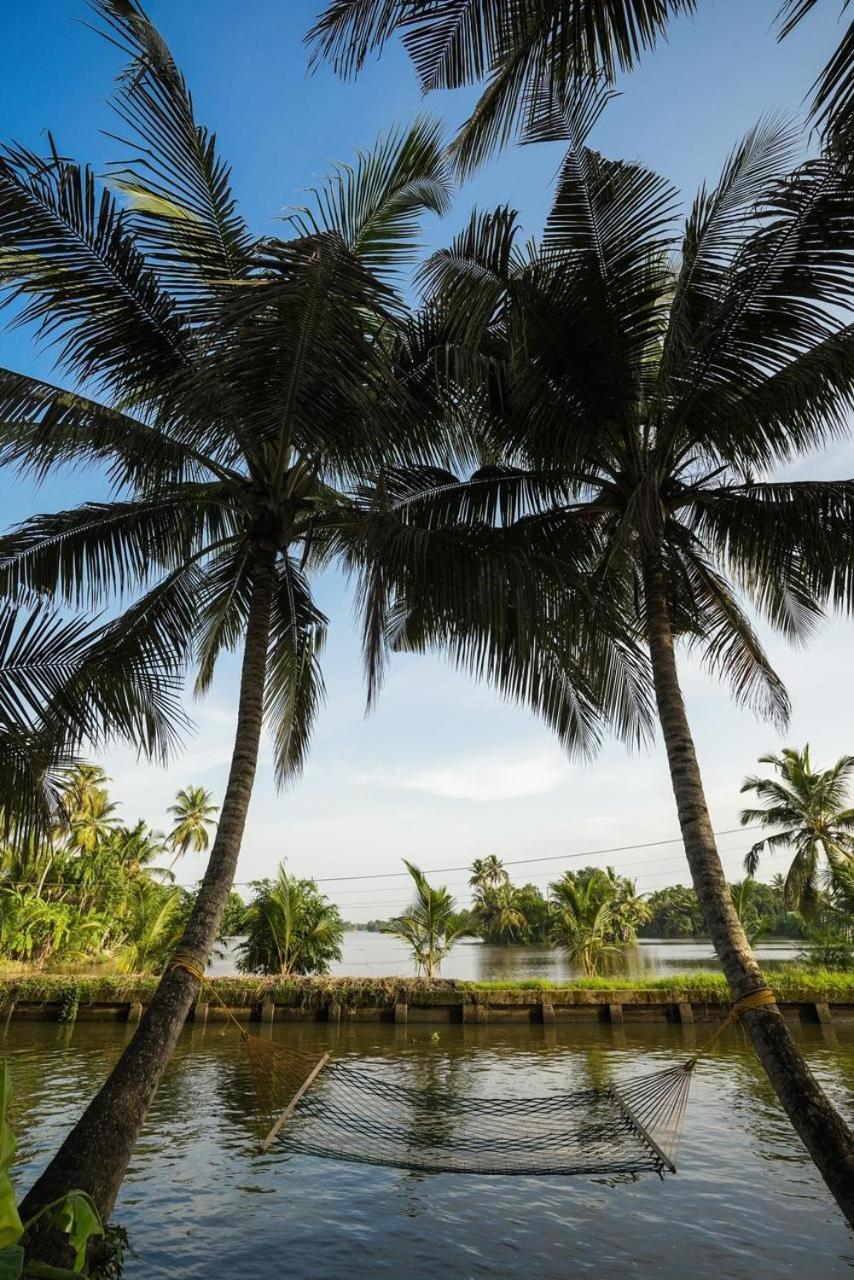 Cocozone Stays Alappuzha Luaran gambar