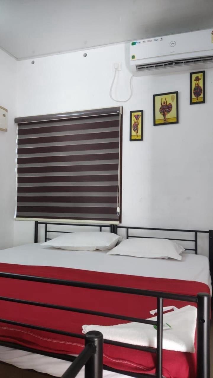 Cocozone Stays Alappuzha Luaran gambar