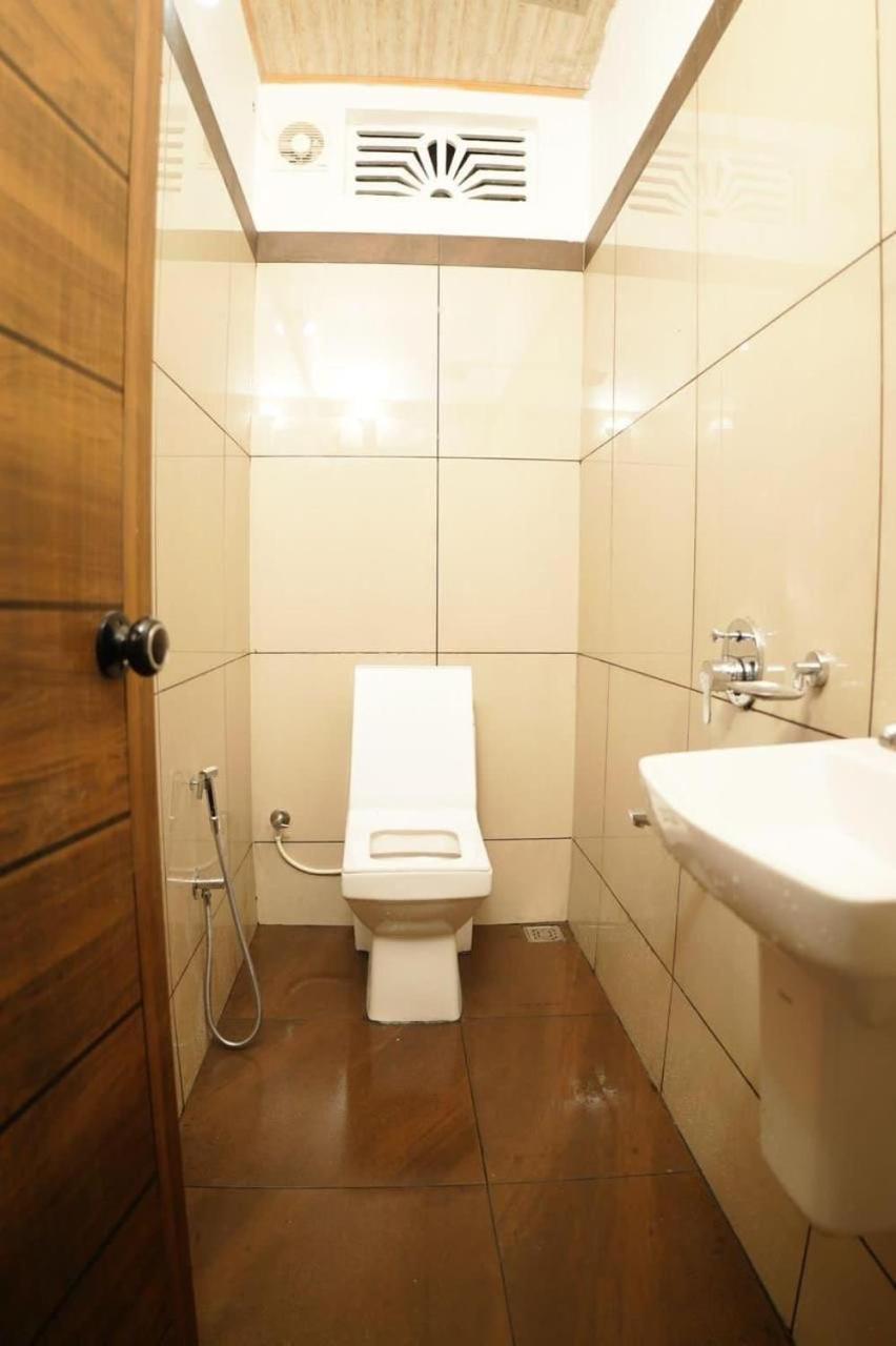 Cocozone Stays Alappuzha Luaran gambar